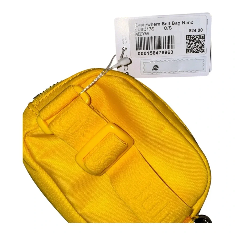 Lululemon Everywhere Belt Bag Nano Maize Yellow NWT - Picture 3 of 4